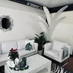 Appartement Z Prywatnym, Krytym Basenem