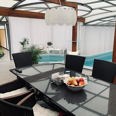 Appartement Z Prywatnym, Krytym Basenem *