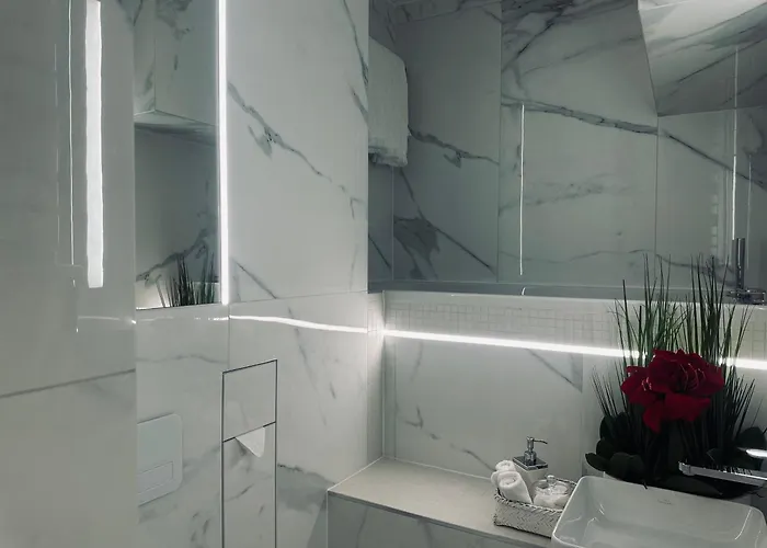 Z Prywatnym, Krytym Basenem *