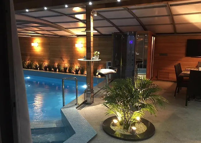 Apartament Z Prywatnym, Krytym Basenem *