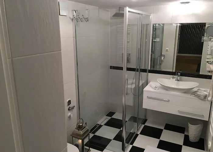 Z Prywatnym, Krytym Basenem Sopot