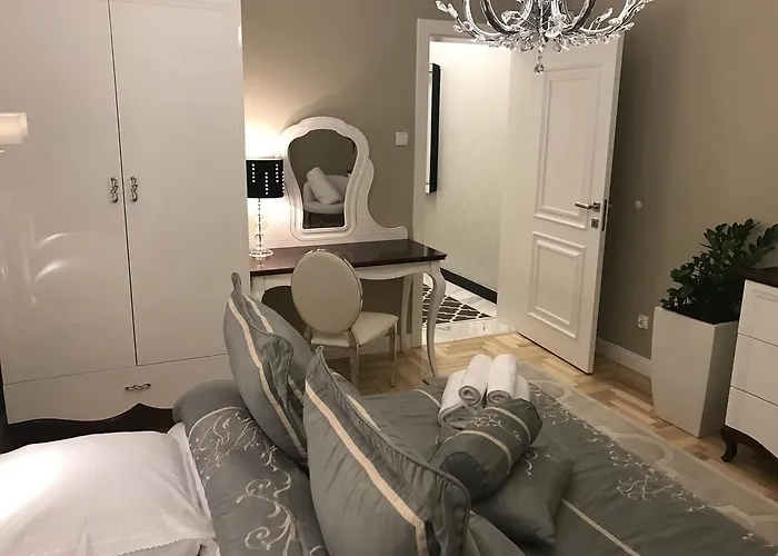 Apartament Z Prywatnym, Krytym Basenem